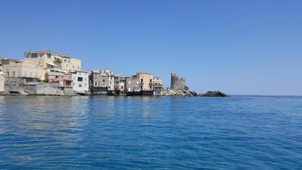 Cap Corse Uribellinu 2 Formule Petit Dejeuner *